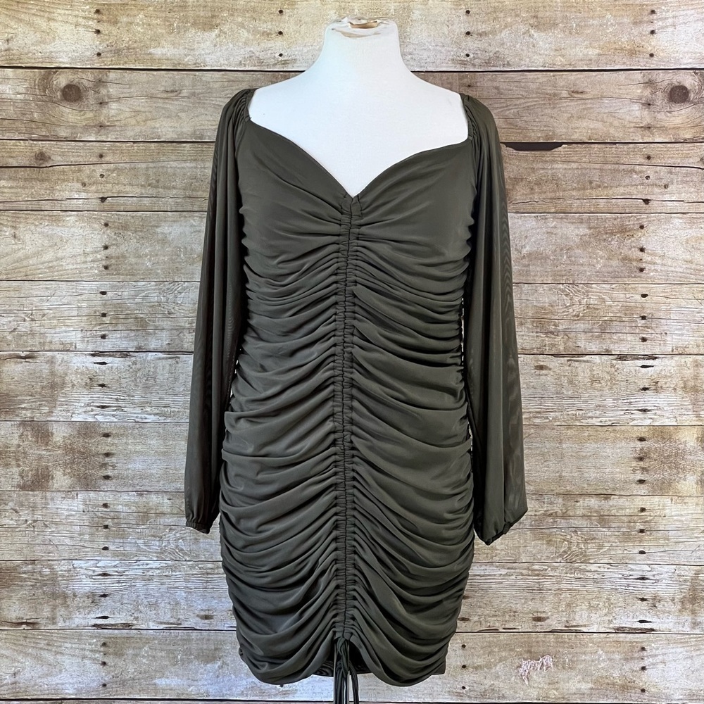 Green Dress Women's Size Large Send Me An Offer